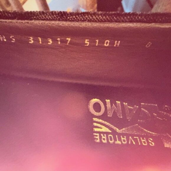 Ferragamo Flats Size 8 - Picture 3 of 3